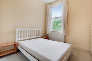 Bedroom- click for photo gallery